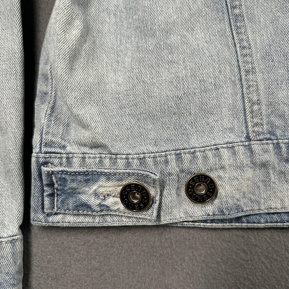 Guess Denim Jacket Mens Large Blue‎ Light Wash Button Front Pockets JMLXN1R0LF0
